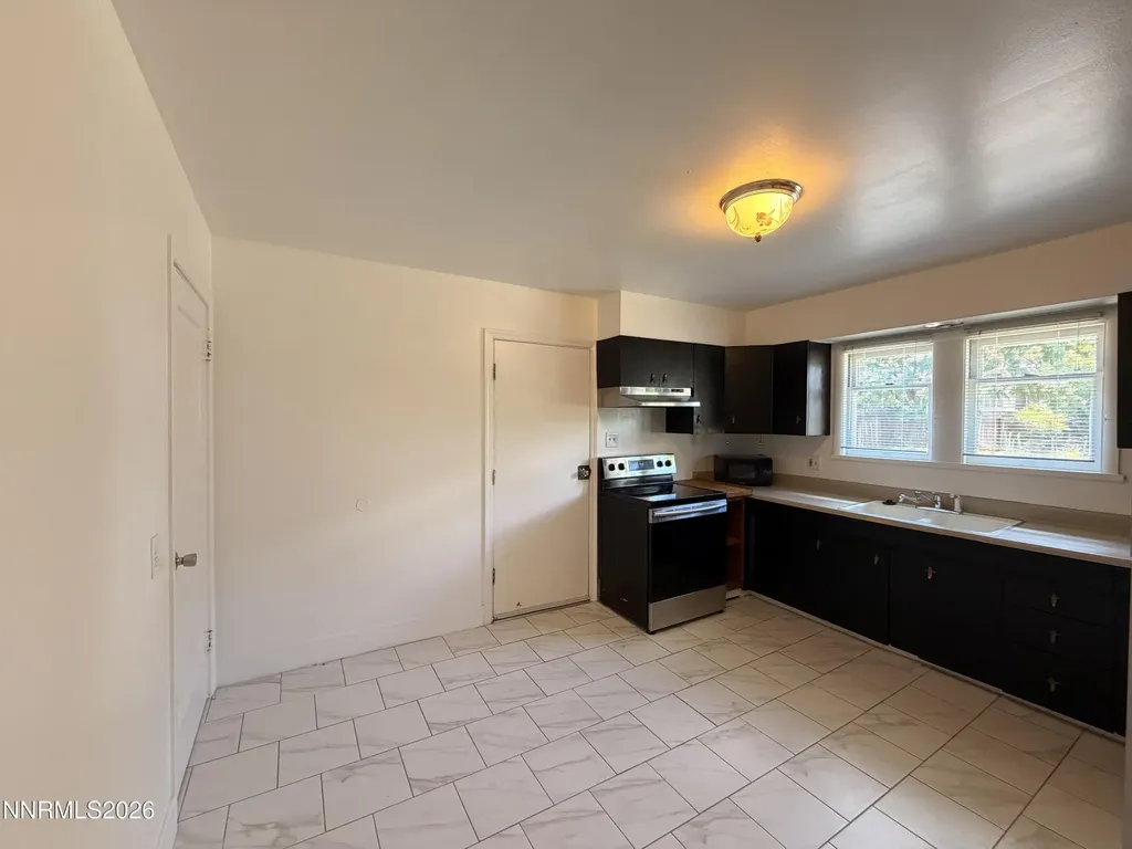 319 Thoma Reno NV 89502