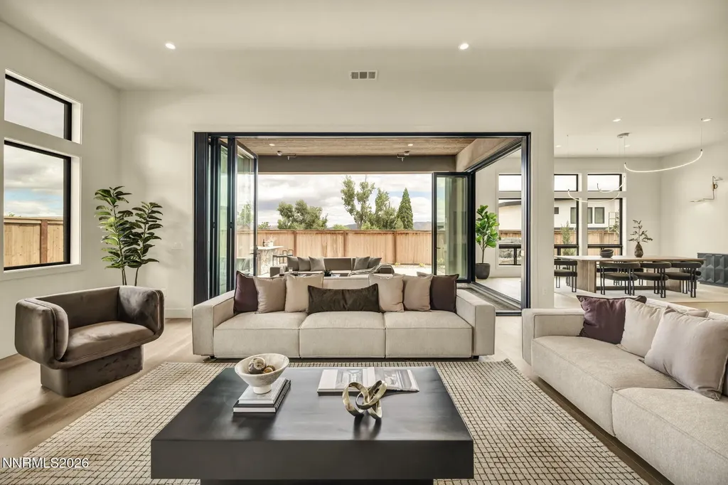 6156 Triple Crown Reno NV 89511