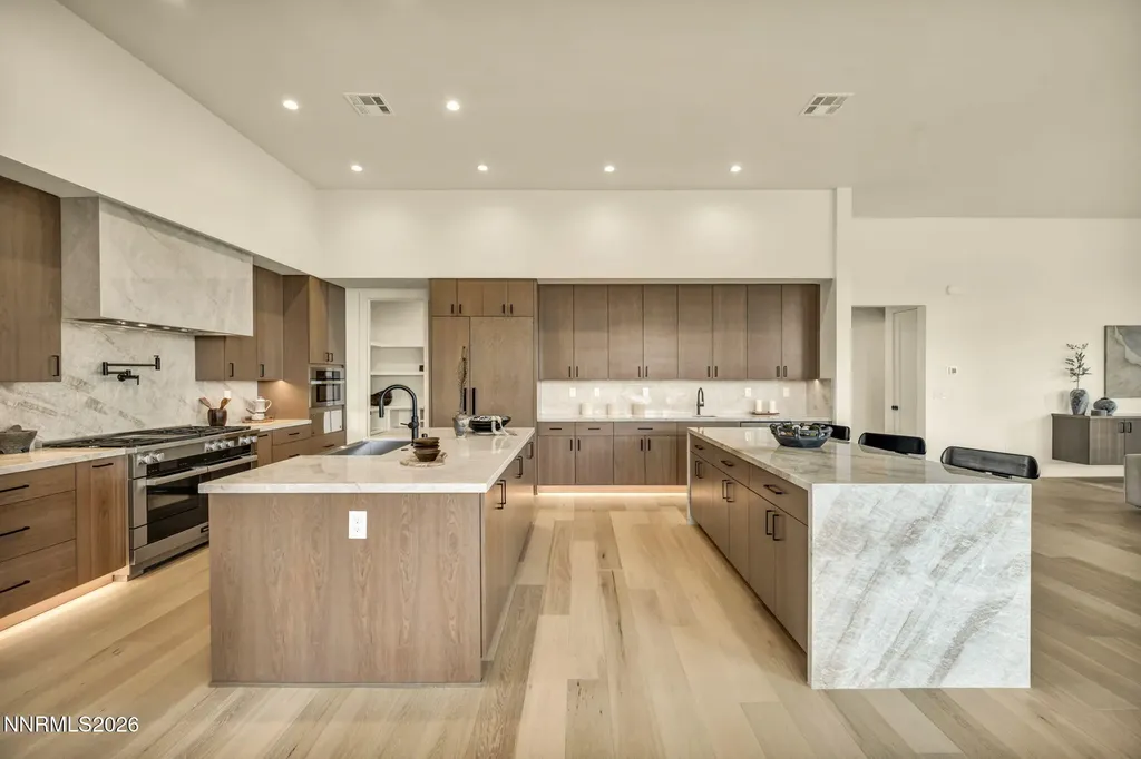 6156 Triple Crown Reno NV 89511