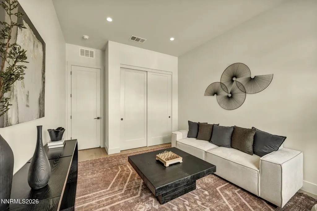 6156 Triple Crown Reno NV 89511