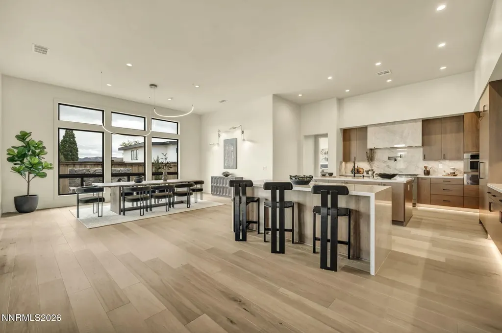 6156 Triple Crown Reno NV 89511
