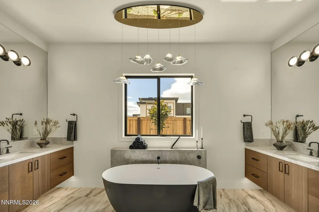 6156 Triple Crown Reno NV 89511