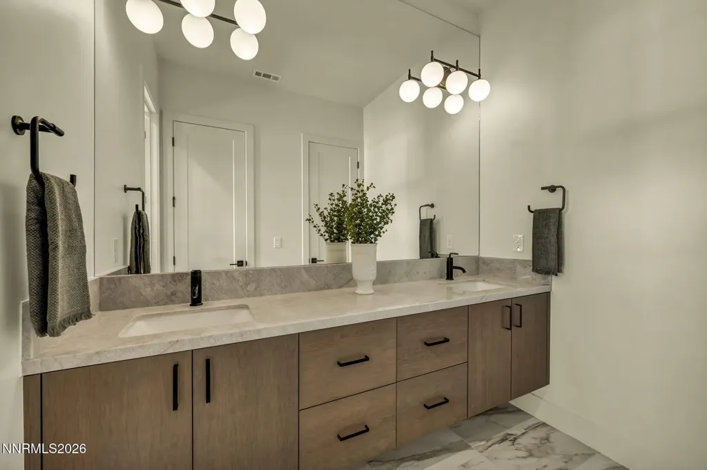 6156 Triple Crown Reno NV 89511