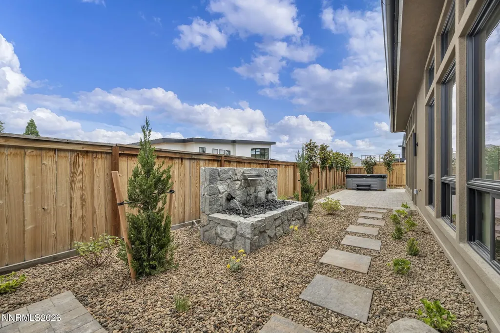 6156 Triple Crown Reno NV 89511