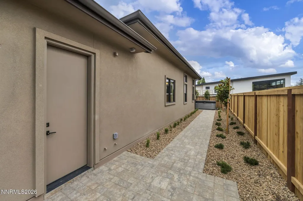 6156 Triple Crown Reno NV 89511