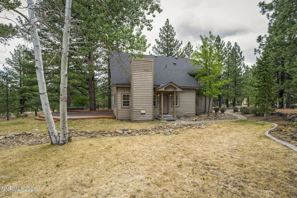 6085 Philoree Reno NV 89511