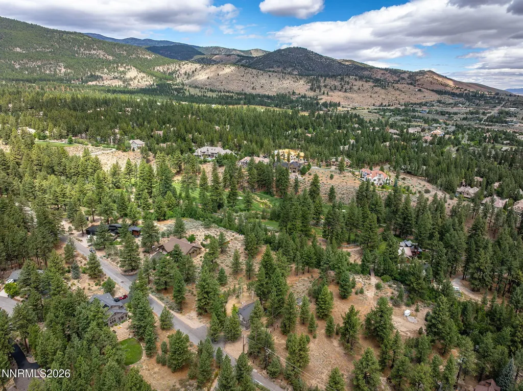 6085 Philoree Reno NV 89511