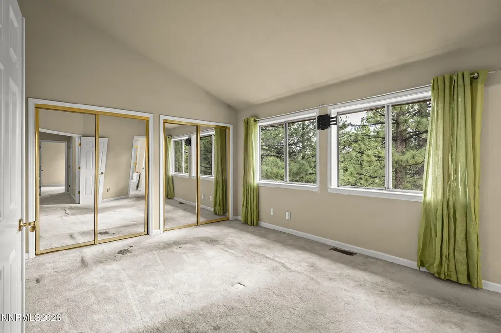 6085 Philoree Reno NV 89511