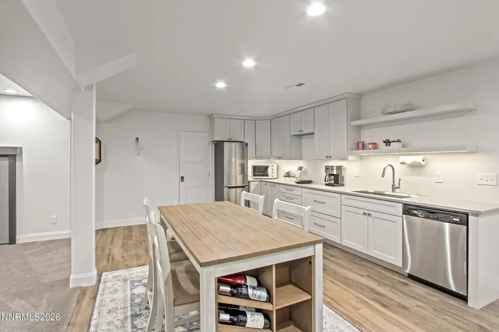 2195 Charolaise Sparks NV 89431