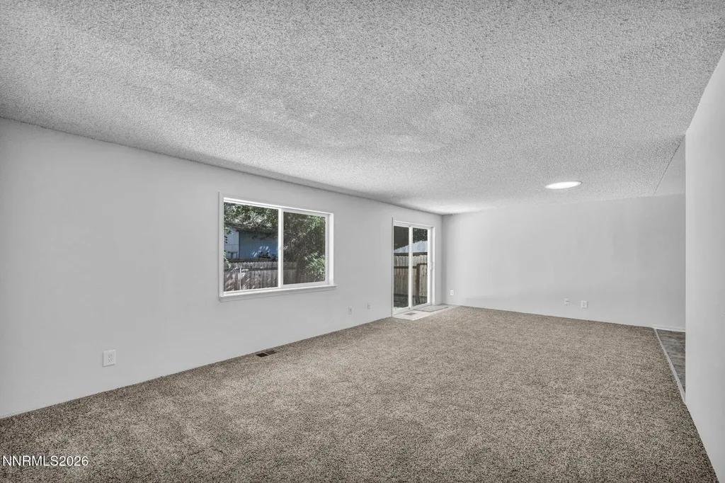 123 Broadleaf Carson City NV 89706