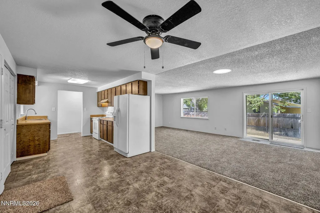 123 Broadleaf Carson City NV 89706