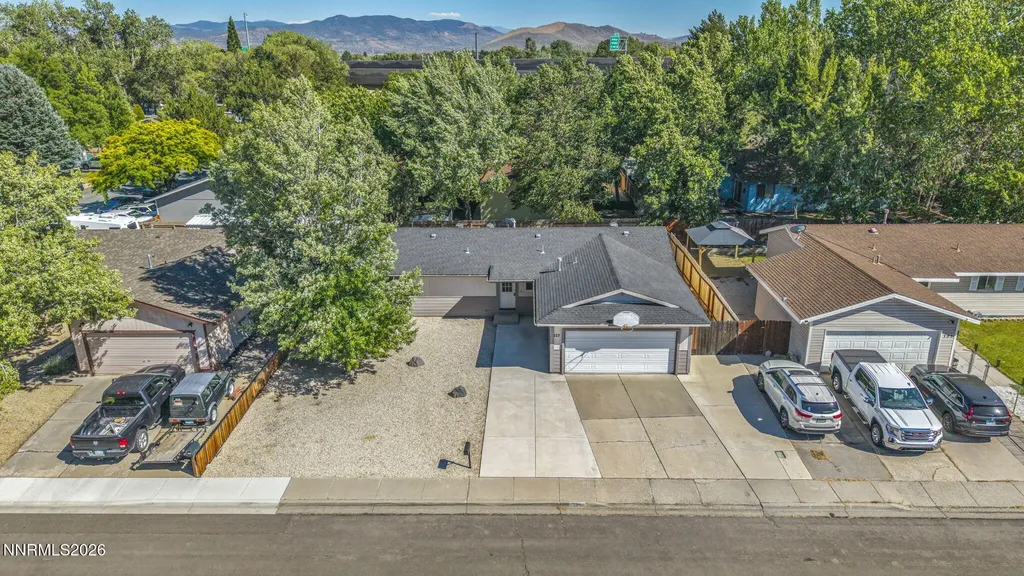 123 Broadleaf Carson City NV 89706