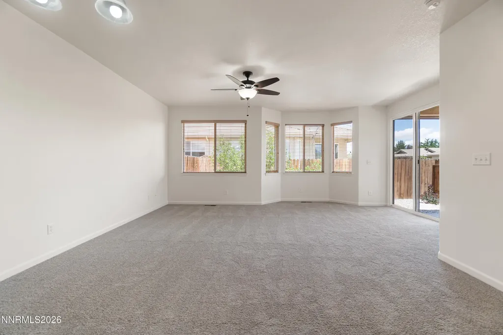 146 Wentworth Dayton NV 89403