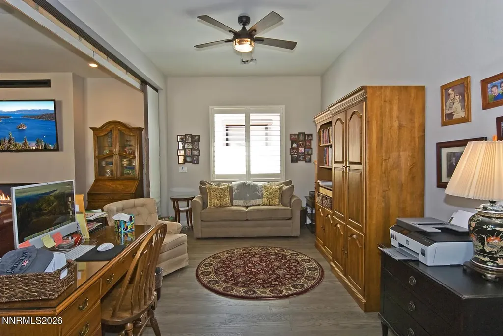 2332 Hammer Falls Reno NV 89521