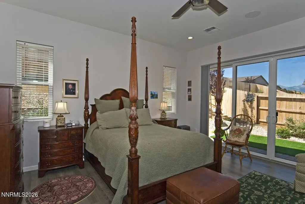 2332 Hammer Falls Reno NV 89521