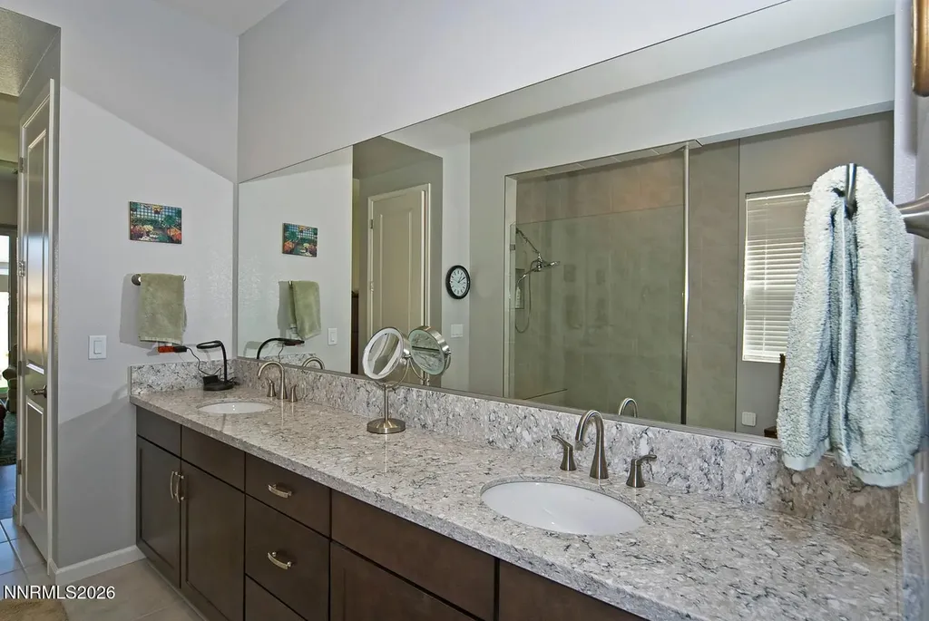 2332 Hammer Falls Reno NV 89521