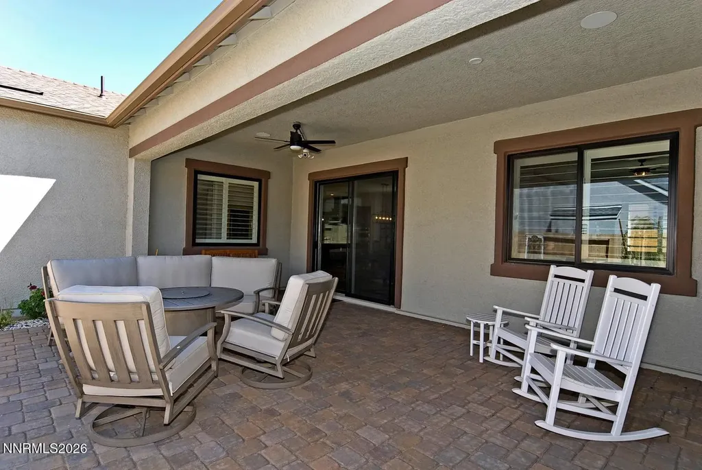 2332 Hammer Falls Reno NV 89521