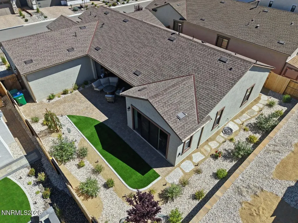2332 Hammer Falls Reno NV 89521
