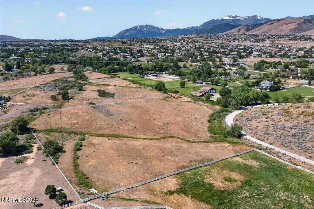 11185 Thomas Creek Reno NV 89511