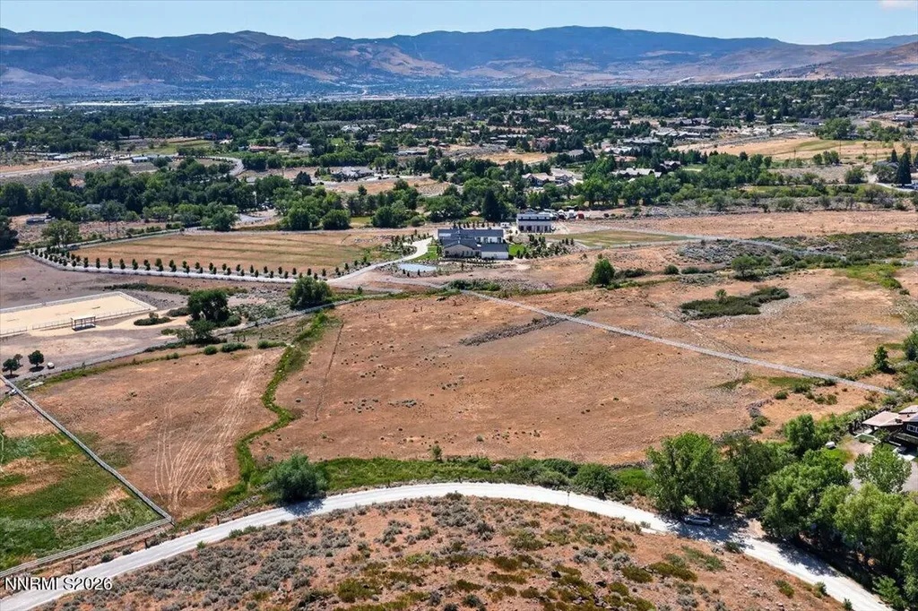 11185 Thomas Creek Reno NV 89511