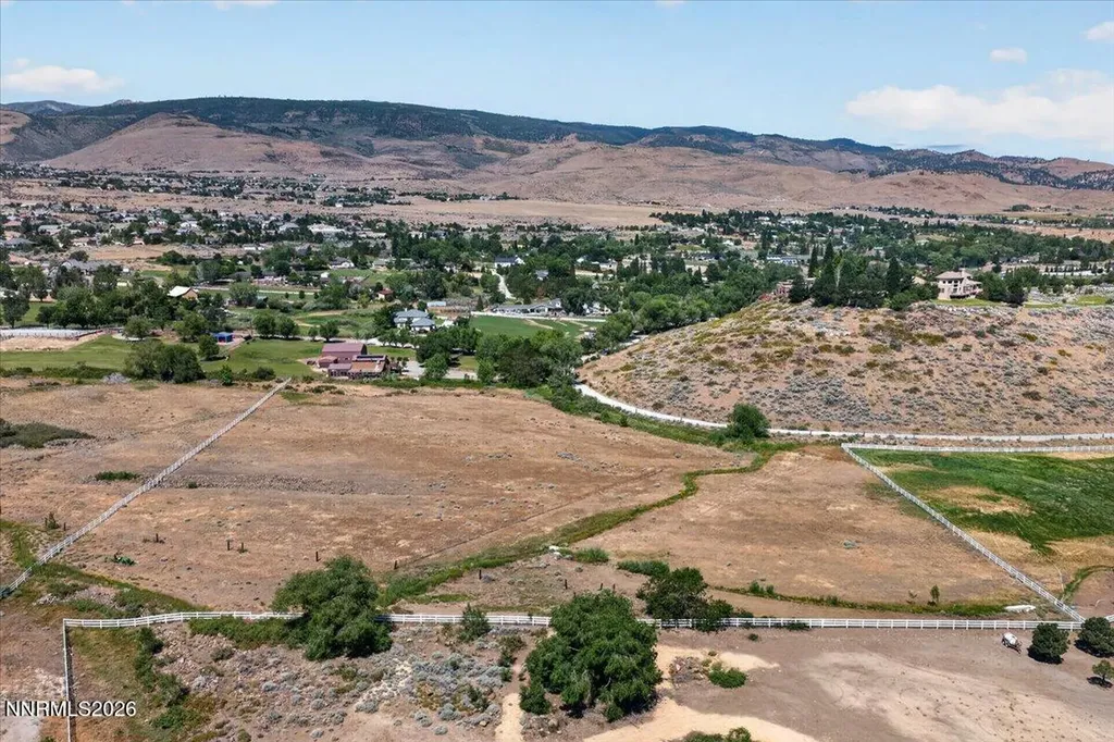 11185 Thomas Creek Reno NV 89511
