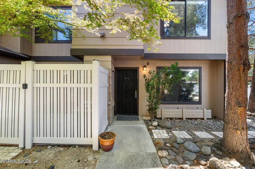 4516 Matich Reno NV 89502