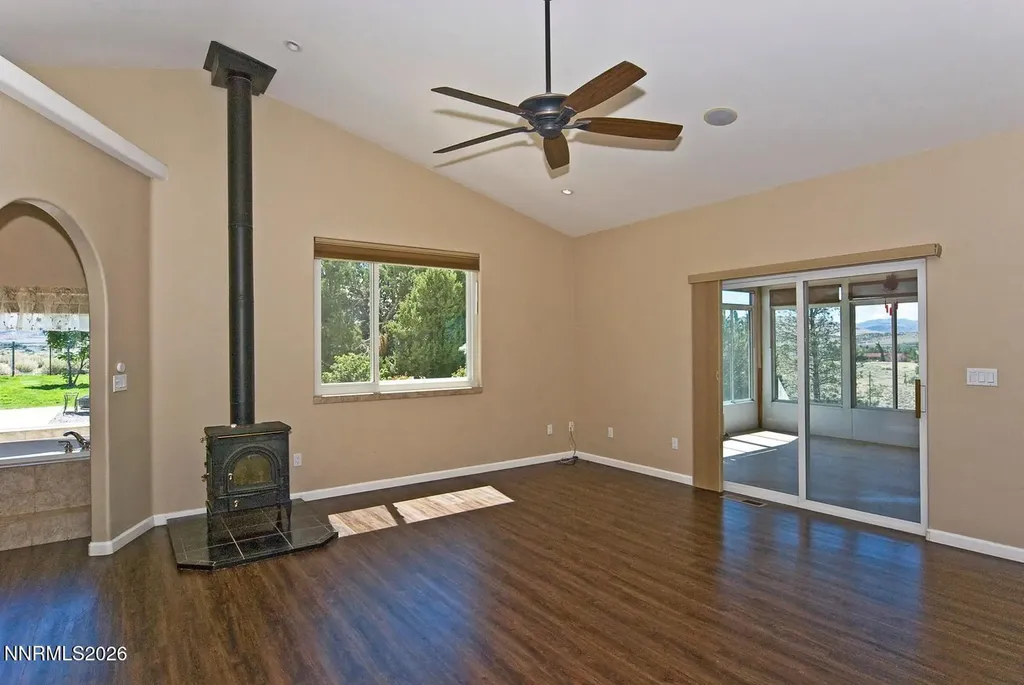 1515 Patrick Gardnerville NV 89410