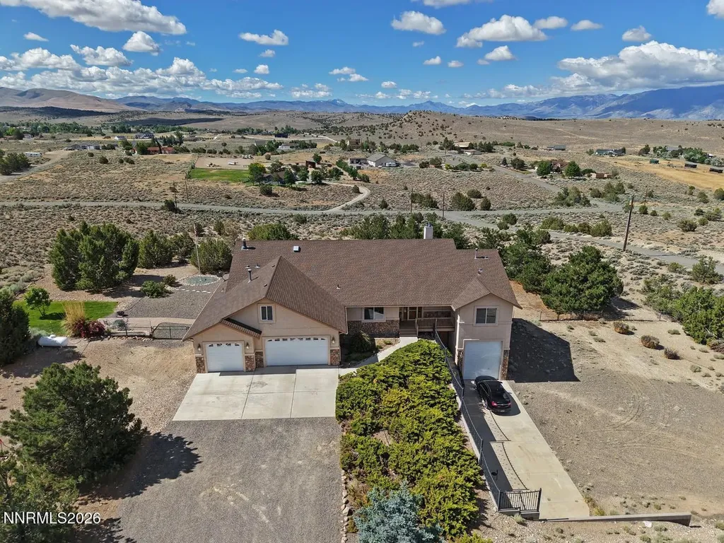 1515 Patrick Gardnerville NV 89410