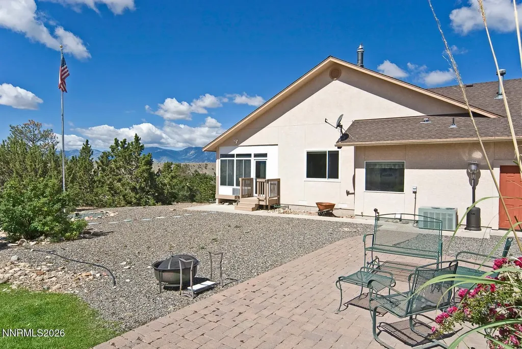 1515 Patrick Gardnerville NV 89410