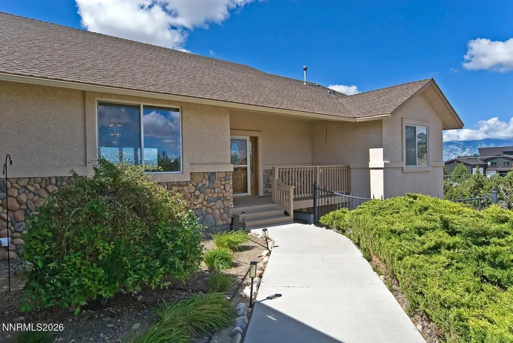 1515 Patrick Gardnerville NV 89410