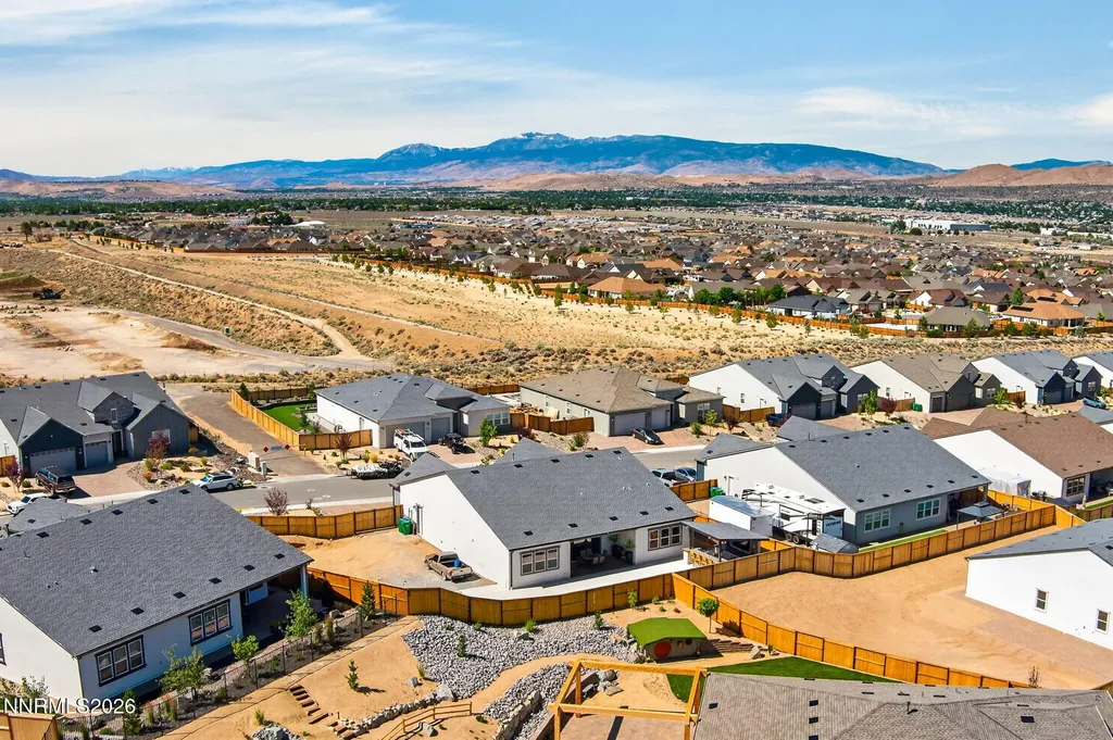 457 Pah Rah Ridge Sparks NV 89441