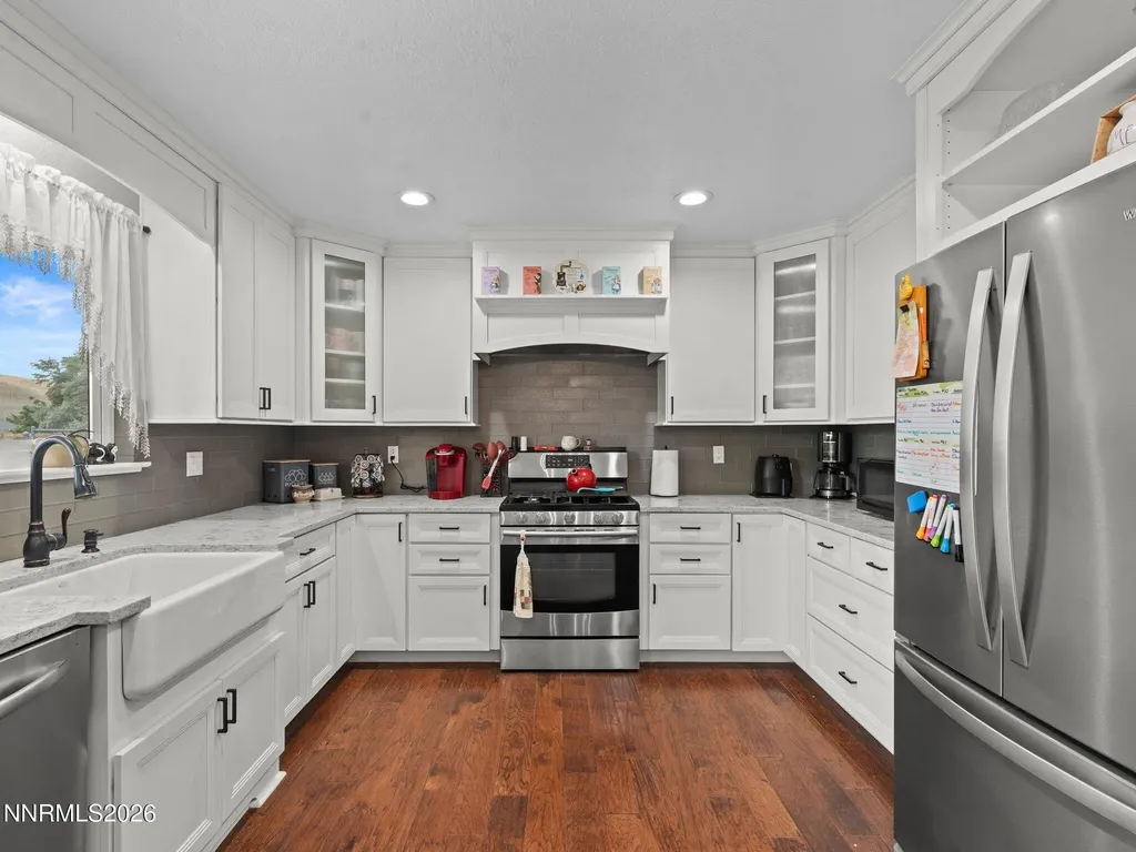 1413 Patricia Gardnerville NV 89460
