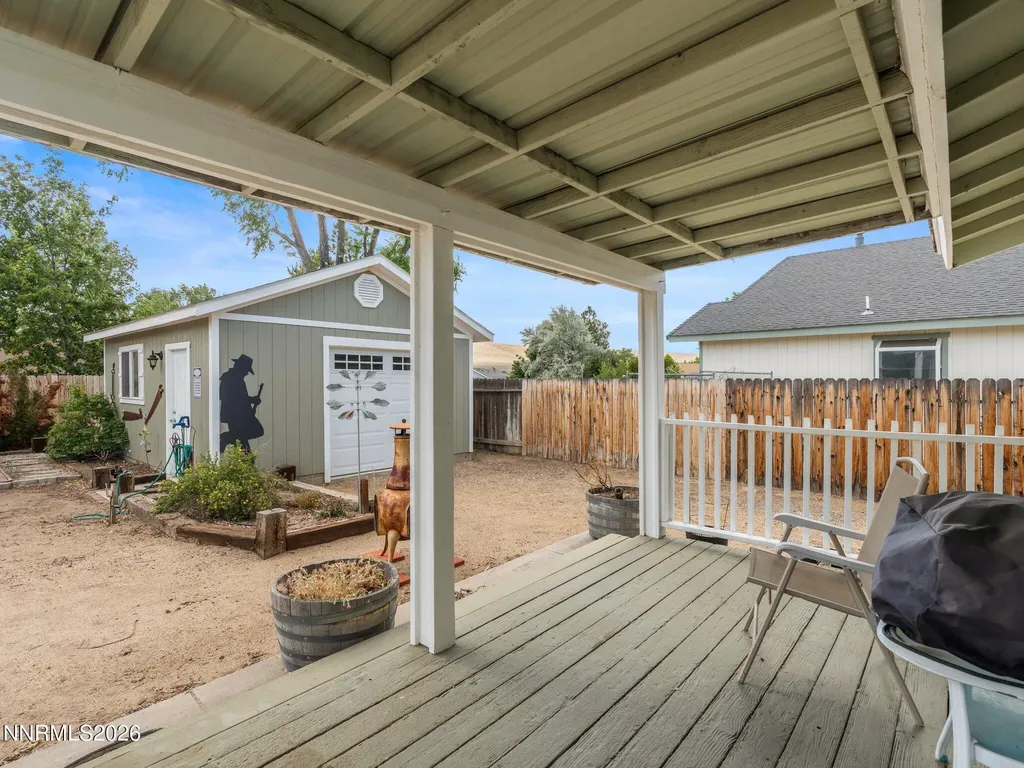 1413 Patricia Gardnerville NV 89460
