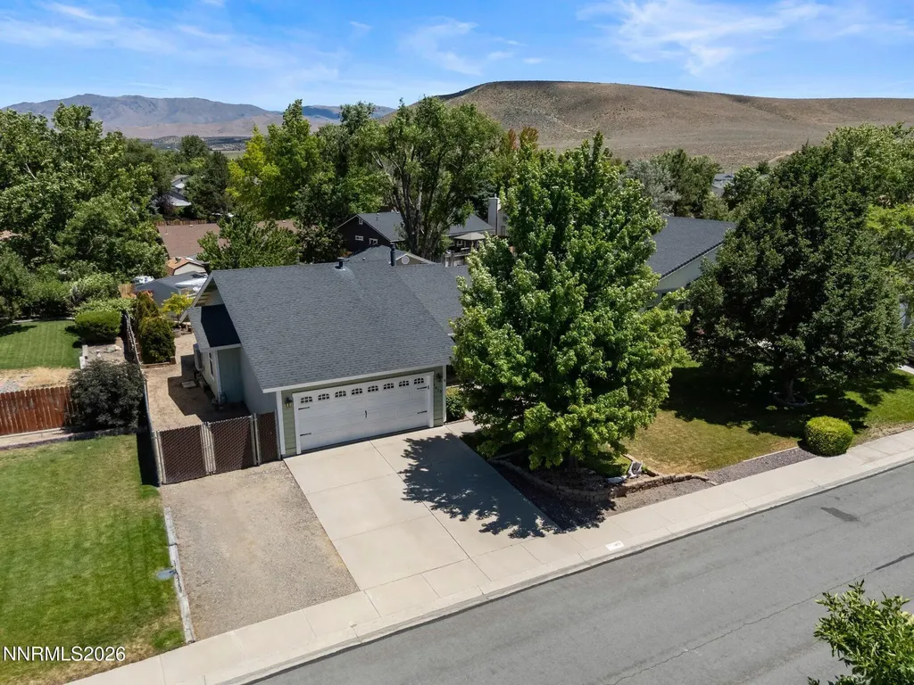1413 Patricia Gardnerville NV 89460