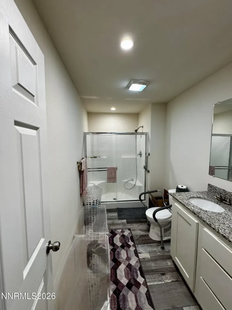 206 Sweetwater Yerington NV 89447