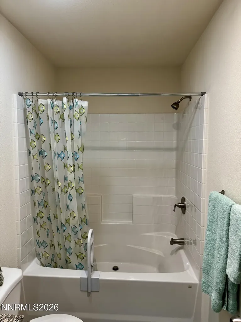 206 Sweetwater Yerington NV 89447