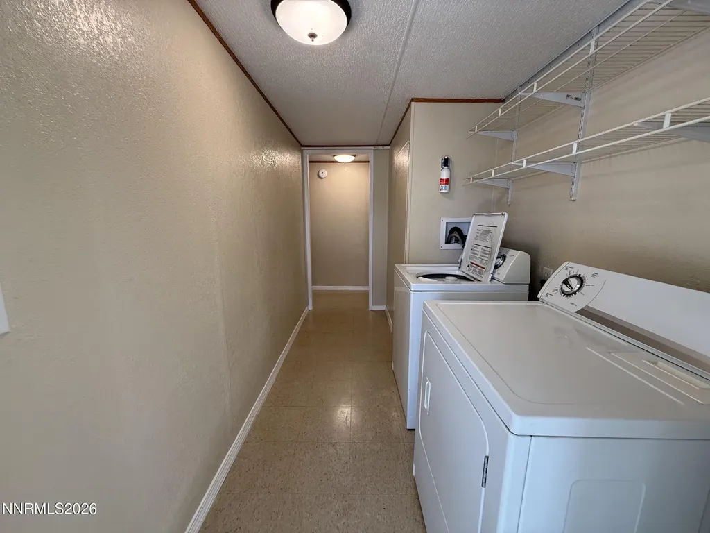 2545 Truckee Silver Springs NV 89429