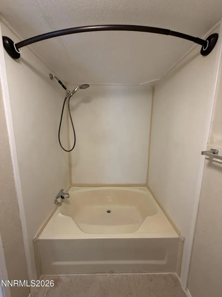 2545 Truckee Silver Springs NV 89429
