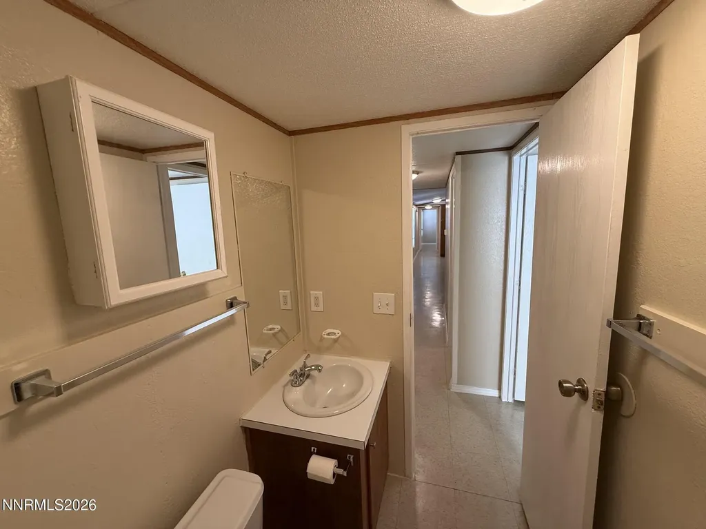 2545 Truckee Silver Springs NV 89429