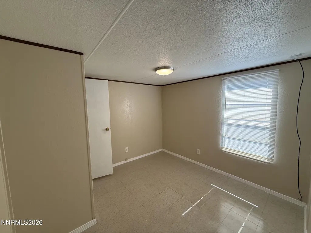 2545 Truckee Silver Springs NV 89429
