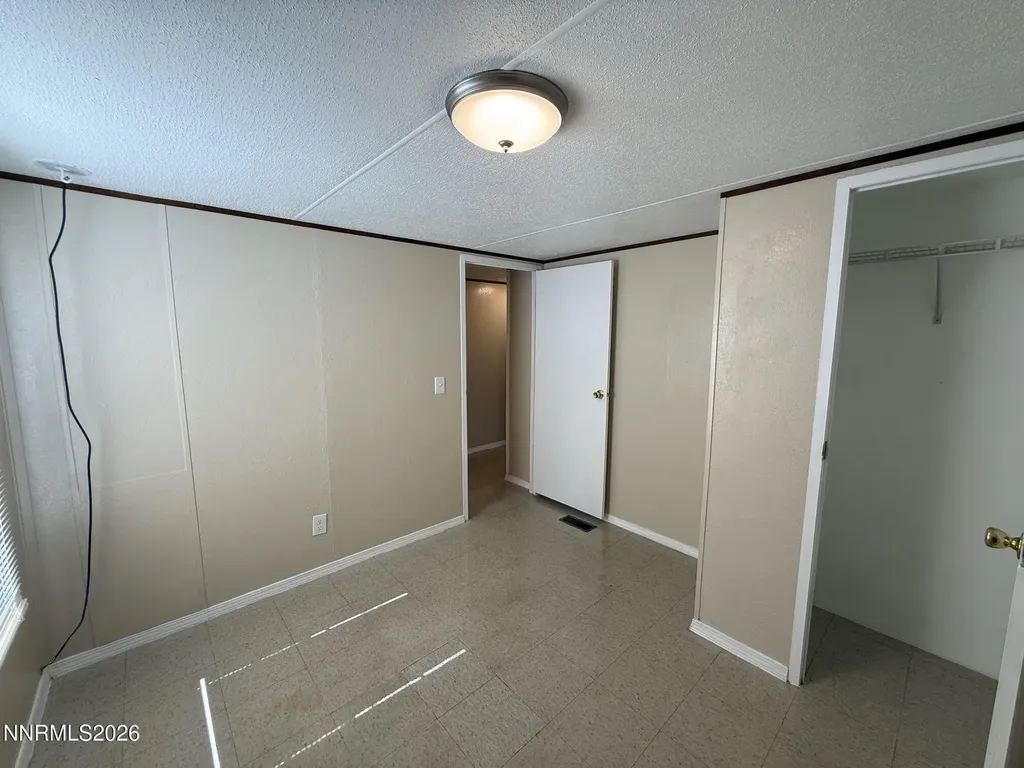 2545 Truckee Silver Springs NV 89429