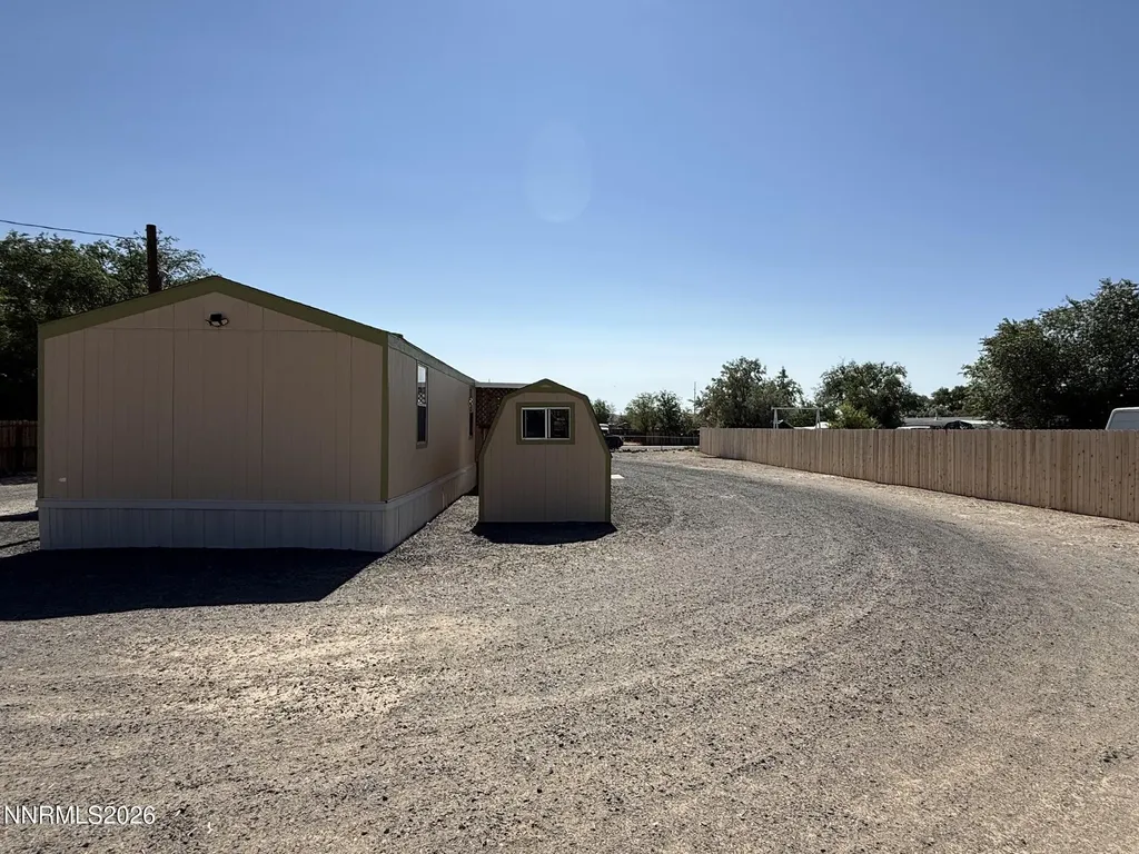 2545 Truckee Silver Springs NV 89429