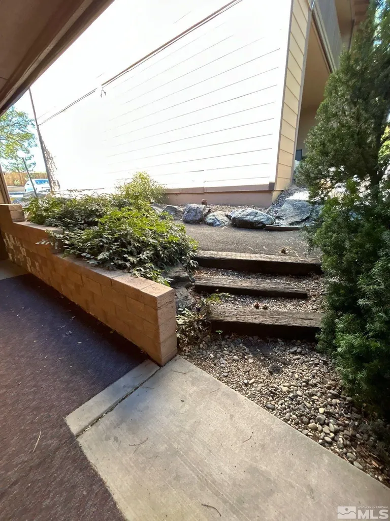 2904 Tierra Verde Reno NV 89512