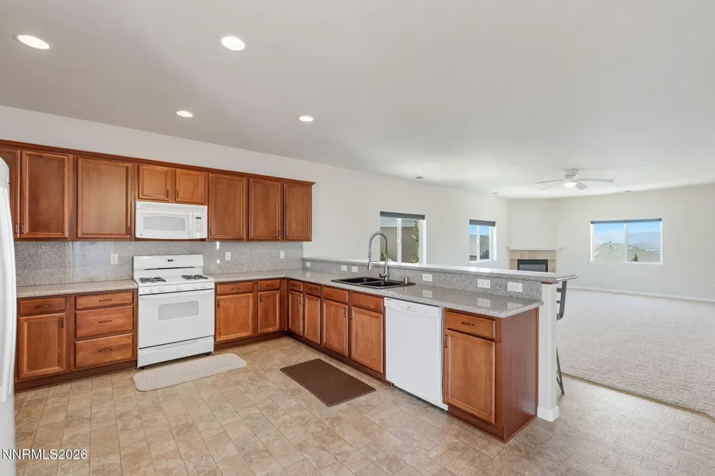 955 Demos Reno NV 89512