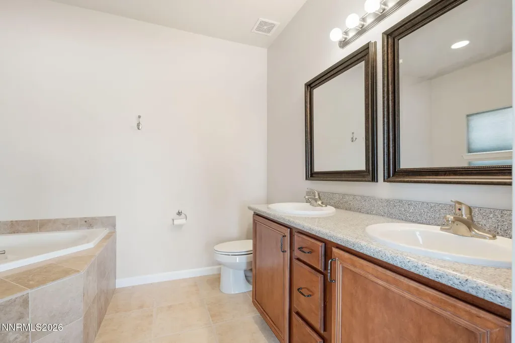 955 Demos Reno NV 89512