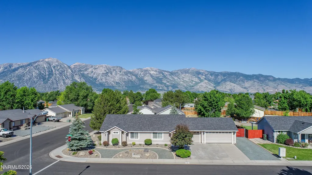 1225 Springtime Gardnerville NV 89460