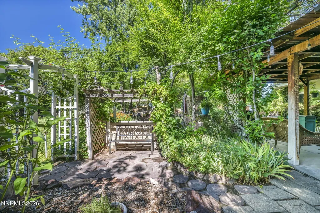 98 Tolas Fallon NV 89406