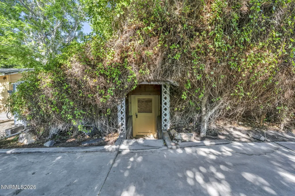 98 Tolas Fallon NV 89406