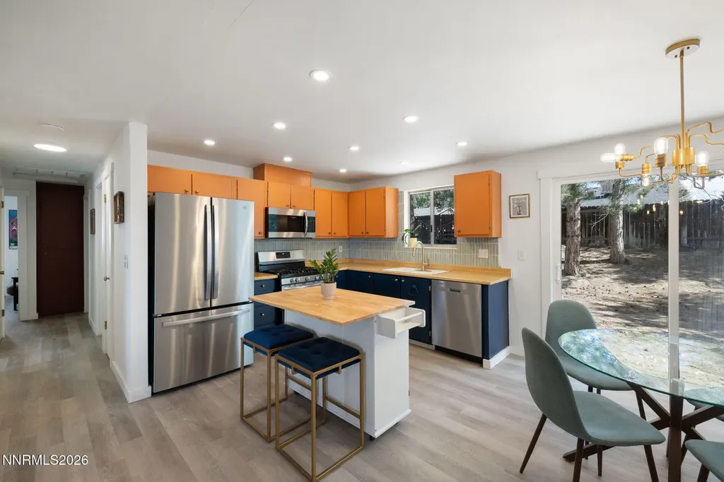10062 Albite Reno NV 89506