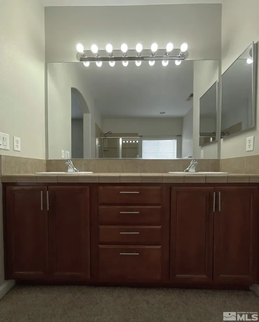 5055 Coggins Reno NV 89506